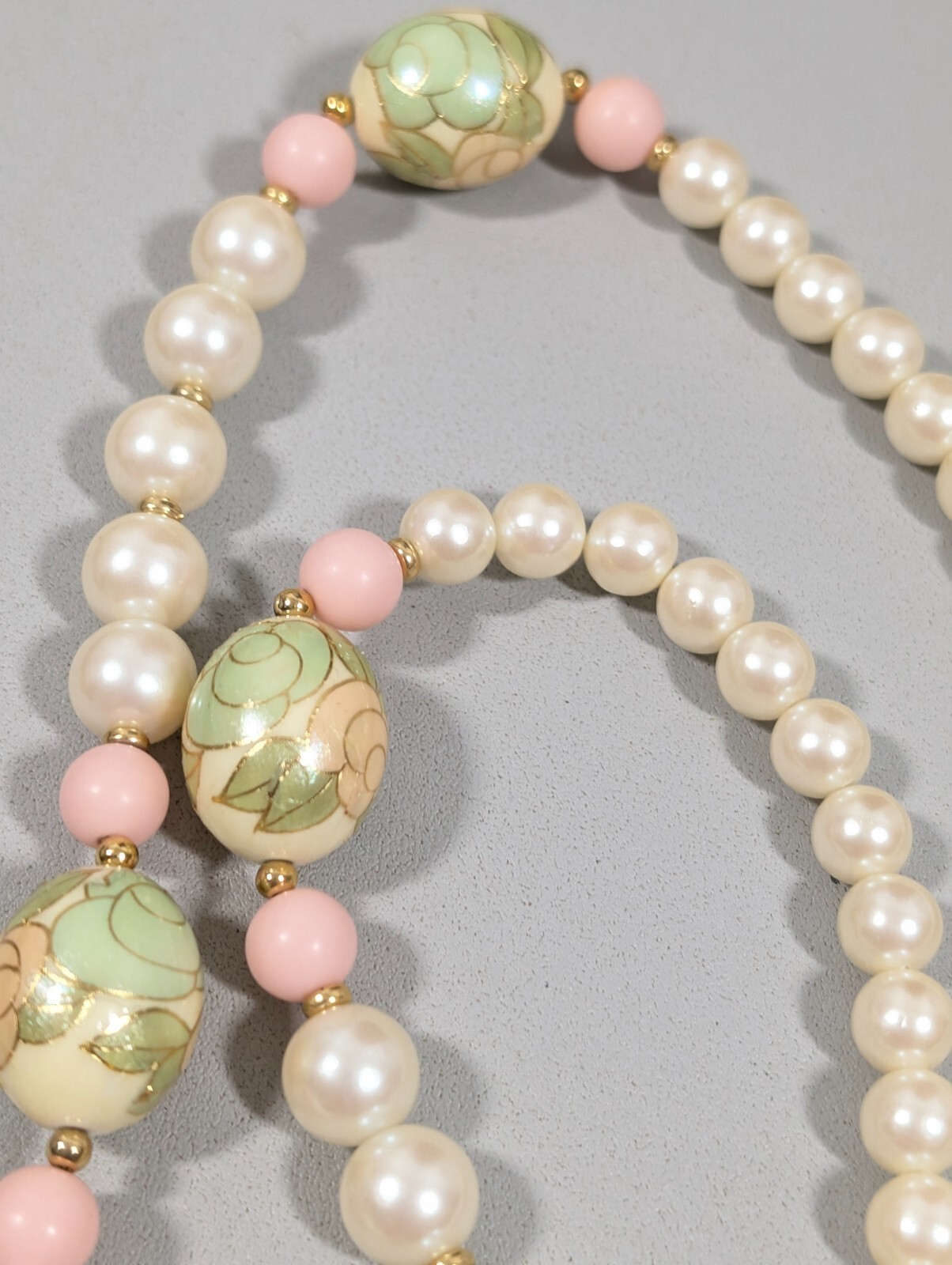 Vintage Peach Green Rose Flower Faux Pearl Beaded Necklace 30 in