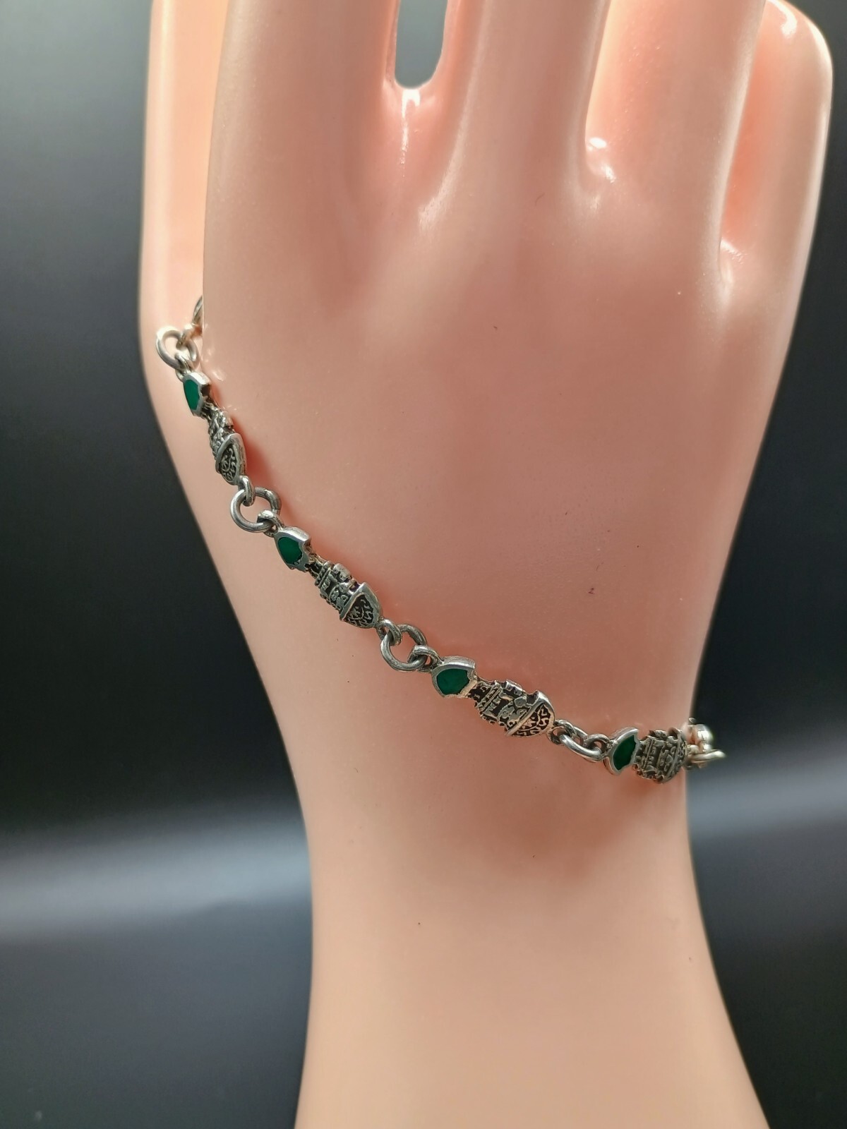 Pnisex Silver Tumi Serpentine Stone Bracelet Pre-Columbian Culture
