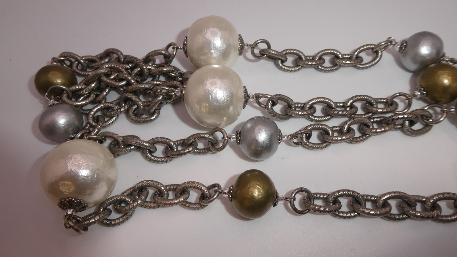 LORREN BELL CHAIN LINK SILVER TONE & FAUX PEARL LONG NECKLACE 46″ DESIGNER