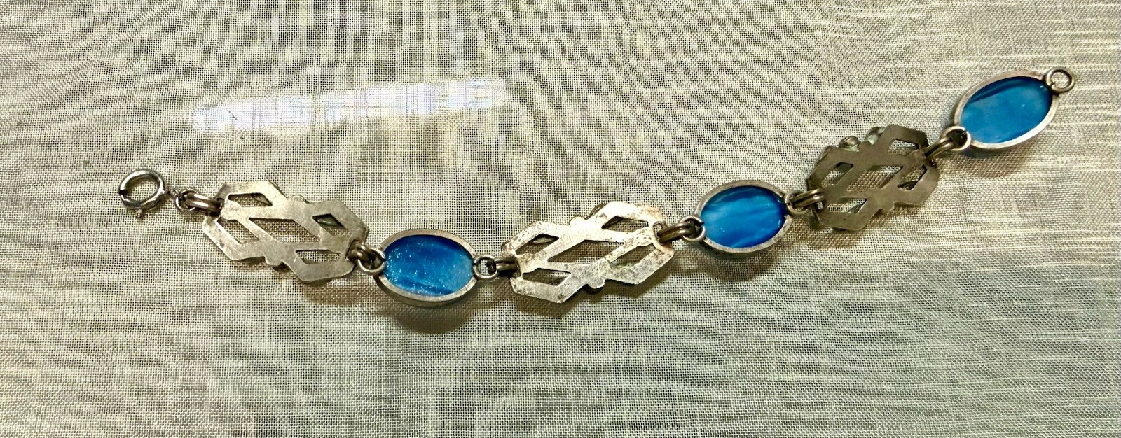 VTG.Art Deco Blue Glass Filigree Bracelet Open Back Czech Style Silver Tone