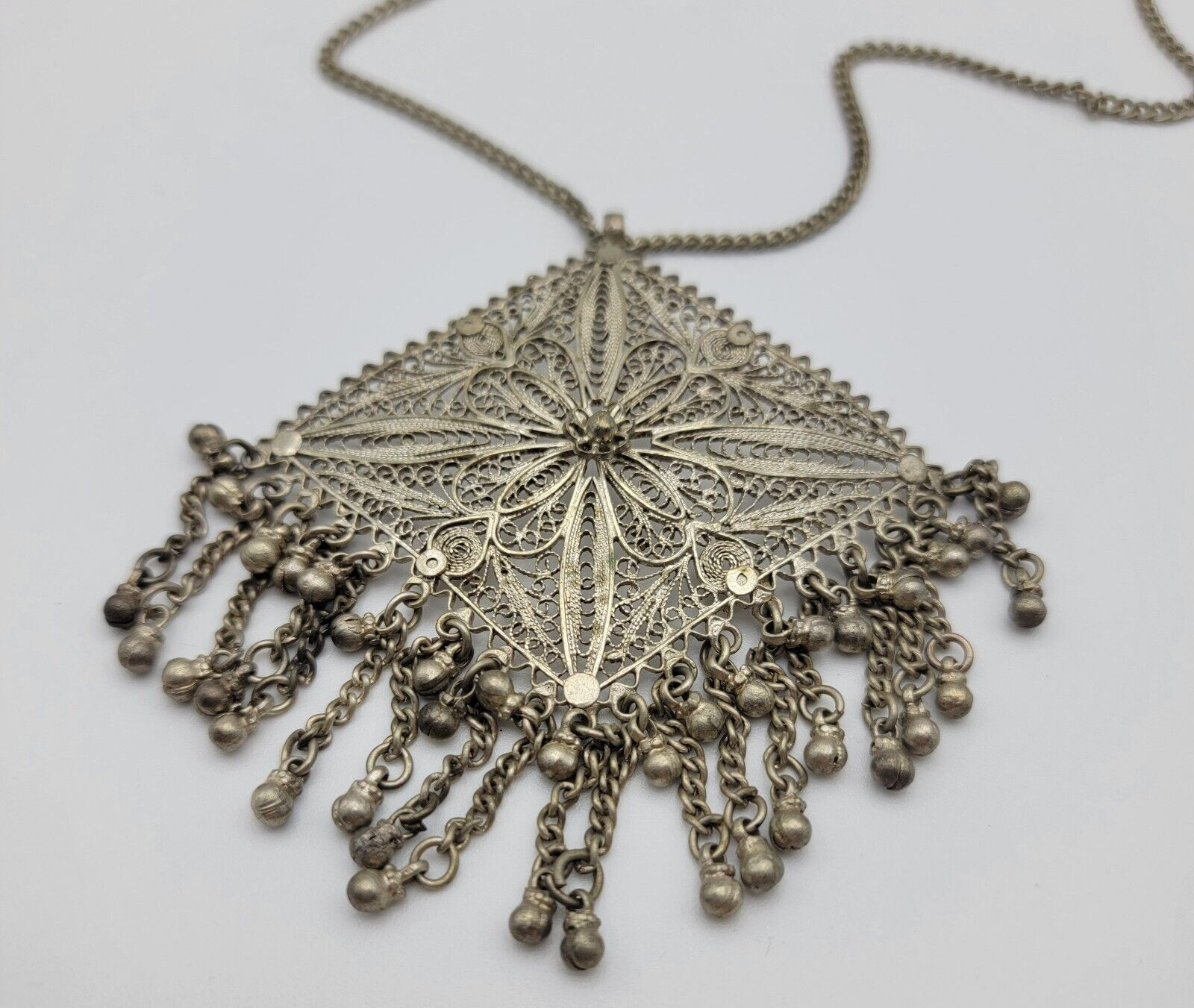 Vtg. Silver Tone Filigree Diamond Shape Tassel Pendant Necklace 25 In Art Deco