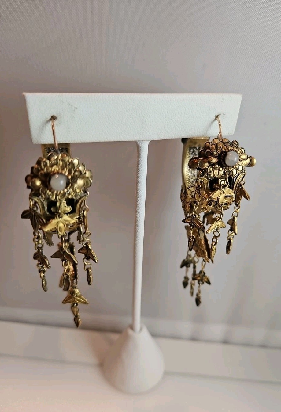 Vintage DESIGNER Signed Baroque Curled Gilt Leaf FRENCH EARRINGS – GORGEOUS Help