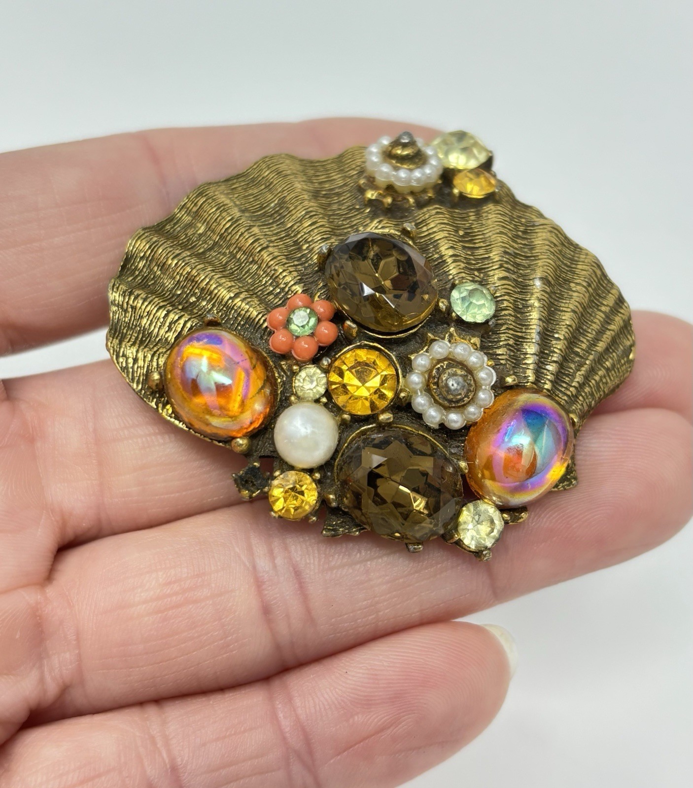Unsigned ART Arthur Pepper Mermaid Crystal Rhinestone Sea Shell Brooch Pin Beach
