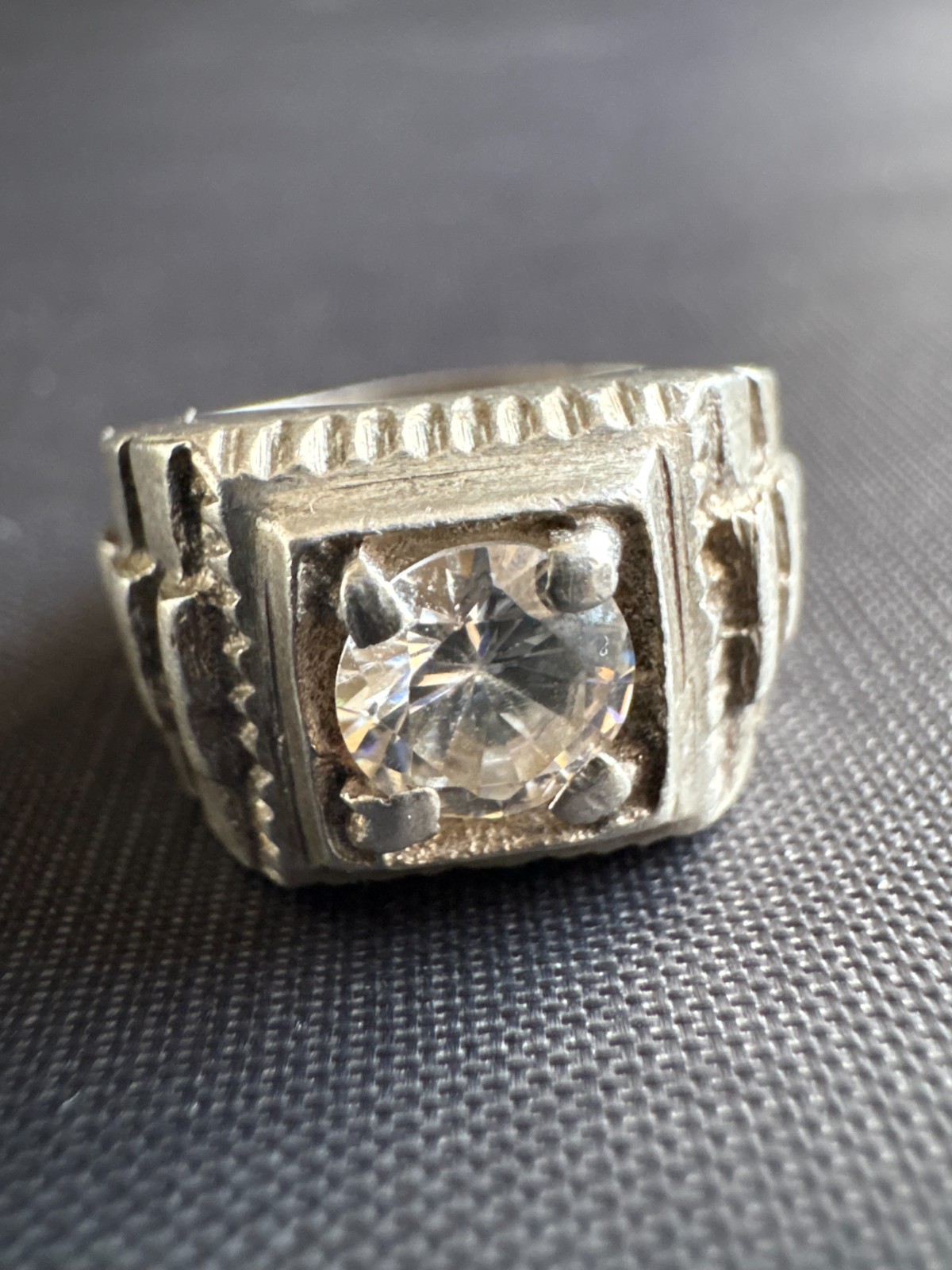 Vintage 925 Sterling Silver Chain Link Band CZ Stone Ring Handmade Size 4.75 US