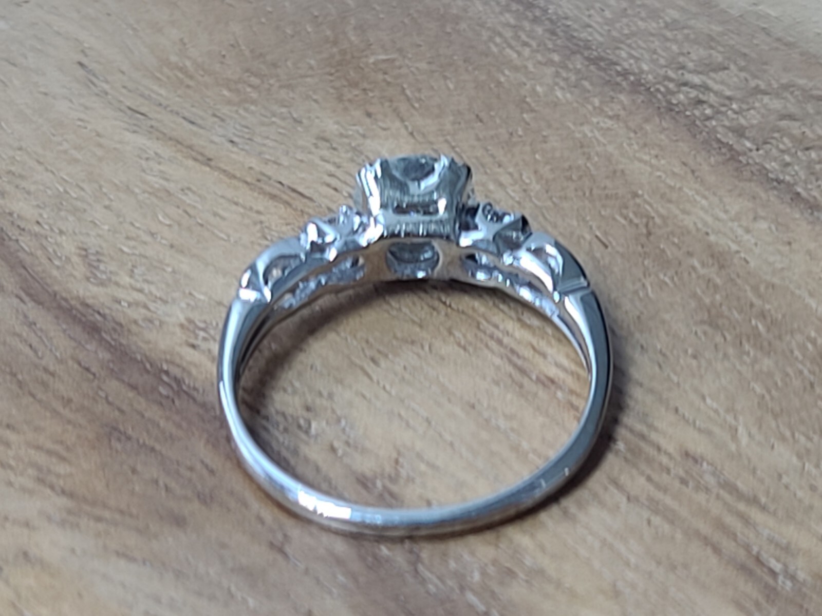 Vintage 14k White Gold Engagement Ring 1.01ct. Natural Round Cut Diamond