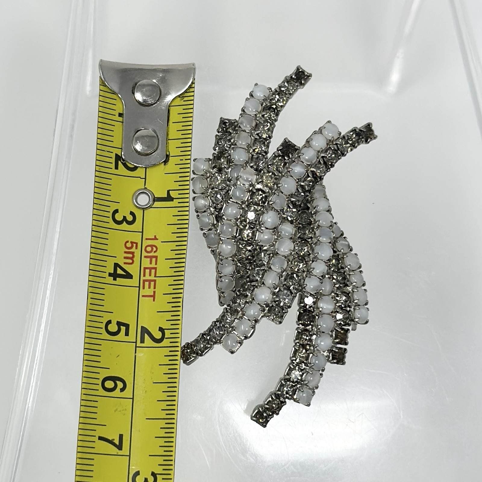 Vtg Unmarked Kramer Gray Rhinestone Cat Eye Cabochon Brooch Clip On Earrings Set