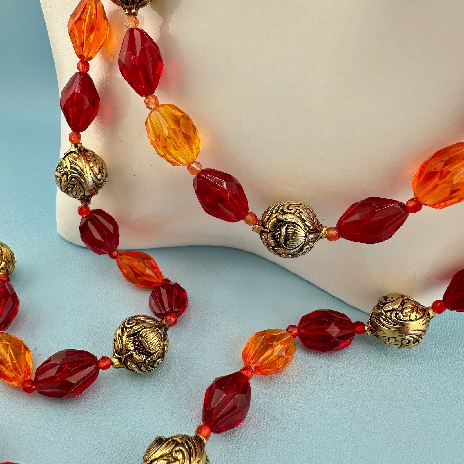 Vintage Lucite Bead Gypsy Necklace Faceted Red Orange Gold Tone Floral 46″ Boho