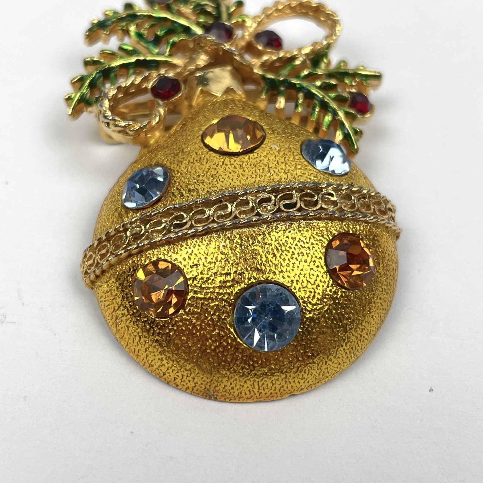 VTG Christmas Ornament Bulb Brooch Gold Tone Rhinestone Holly Holiday Pin