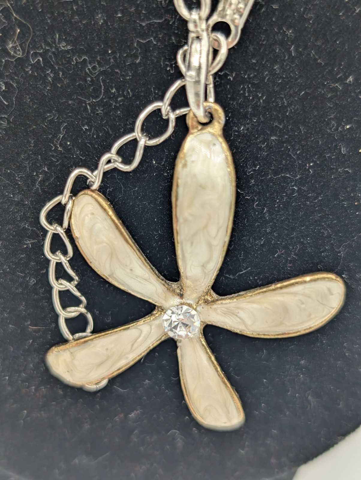 Vintage Alloy Enameled Metal Daisy Flower Pendant Rhinestone Center OOAK