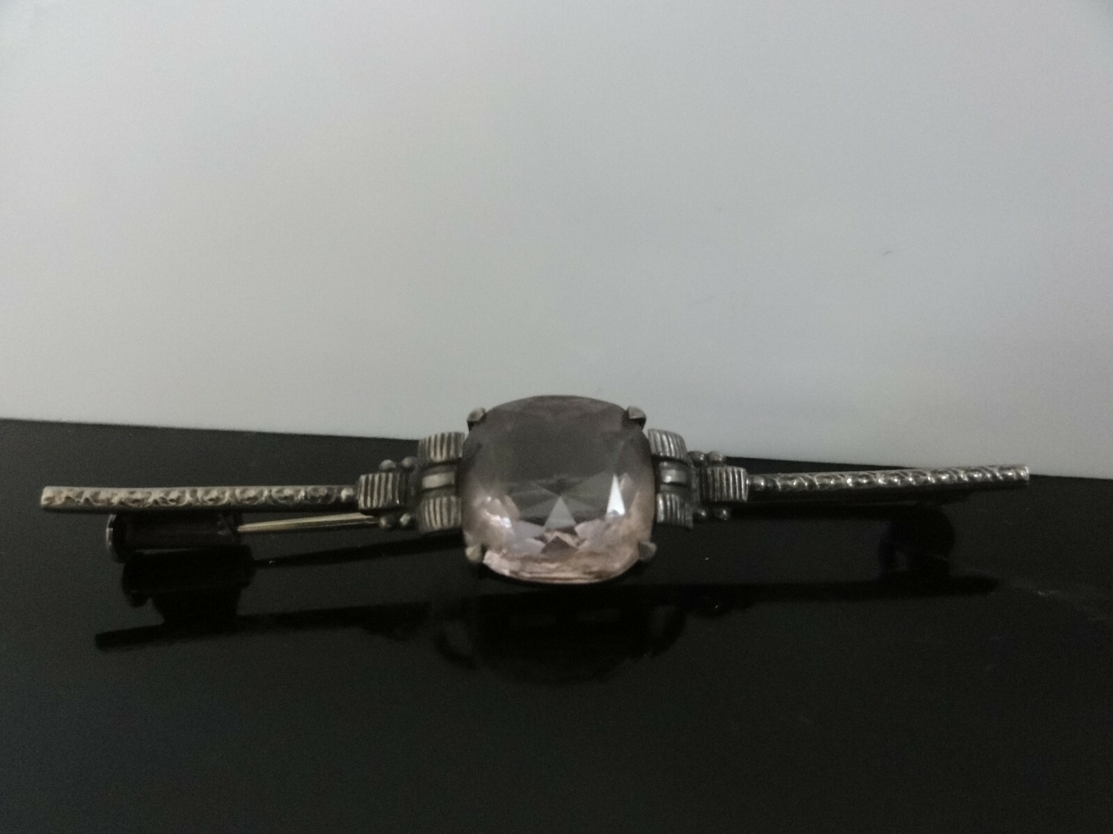 ART DECO FABULOUS LARGE FACETED AMETHYST EUROPEAN SILVER BROOCH
