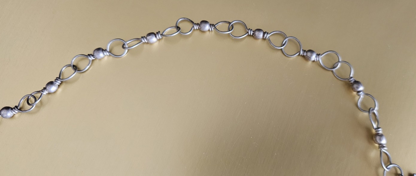 Vintage Artisan Cat Charm Necklace Chain Silver Tone Dangles Beads 32″ Kittens