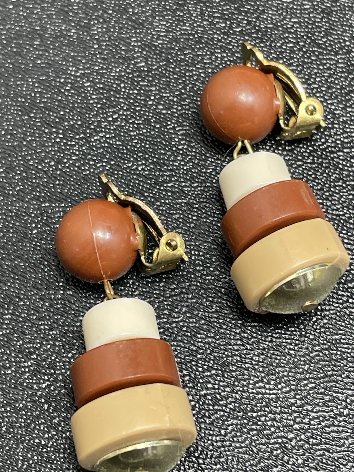 Vintage 1.8” Brown Plastic Beaded Retro Clip Earrings