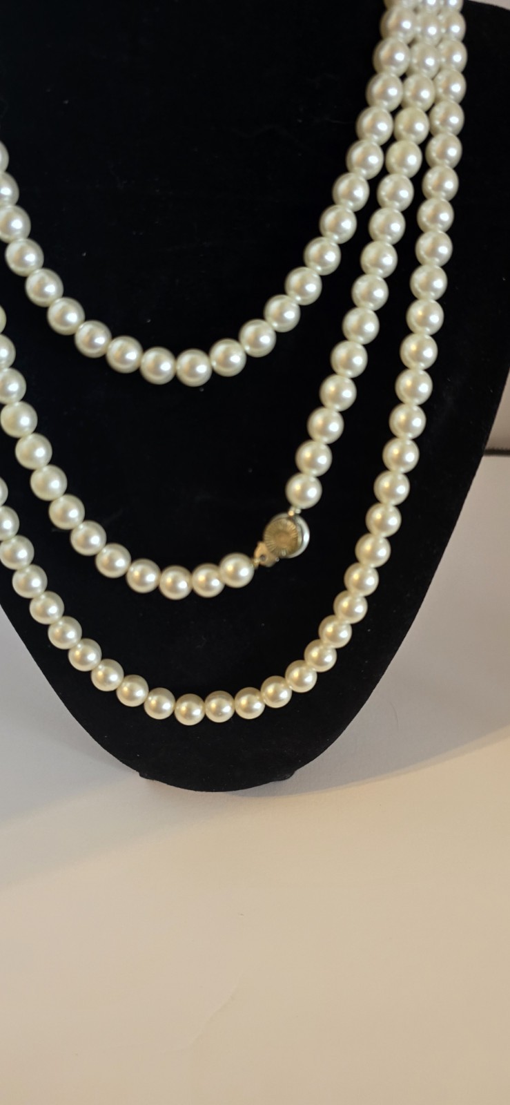 Vintage Faux Pearl Strand 27″ Long Off White