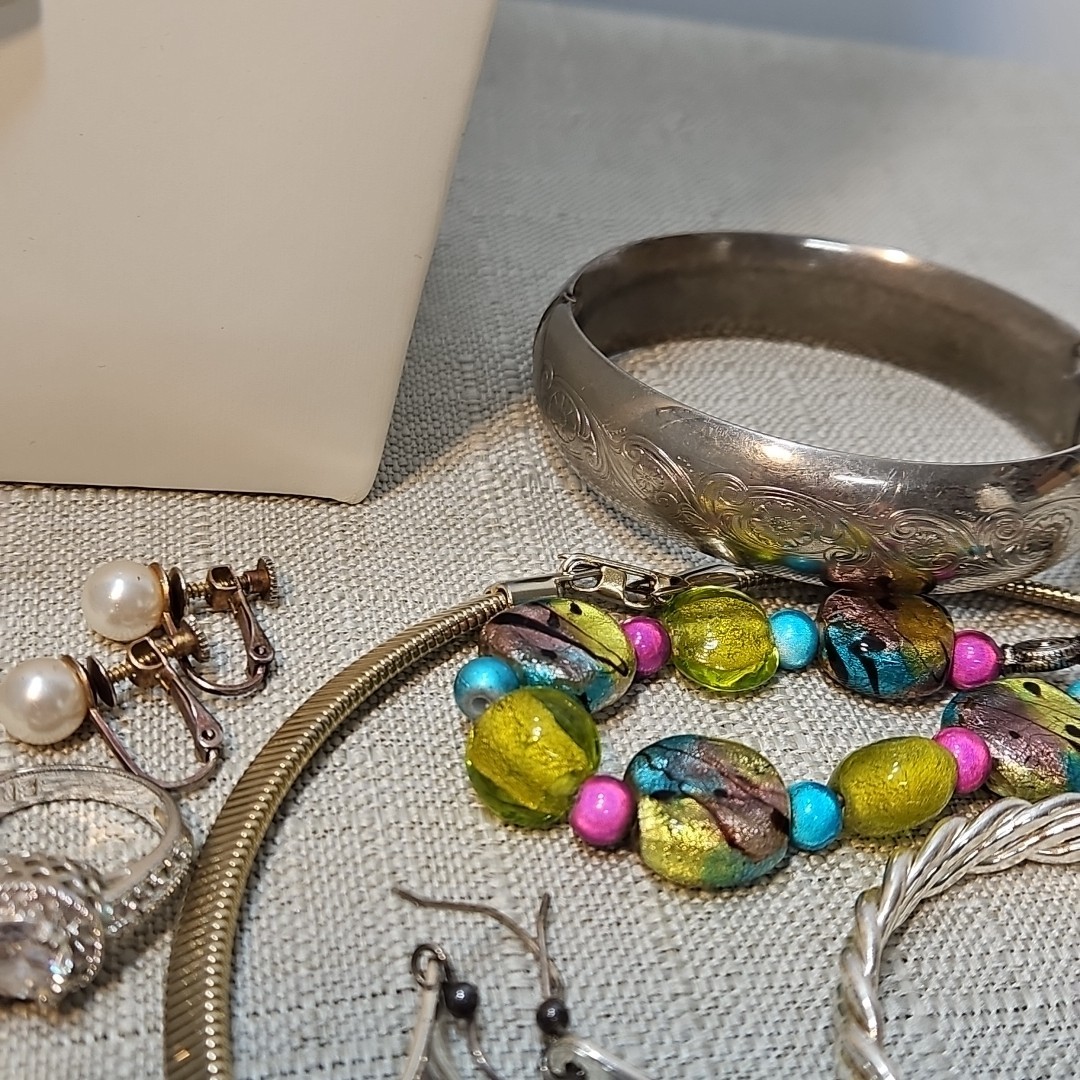 Silver Tone Jewelry Lot All Wearable 1lb +