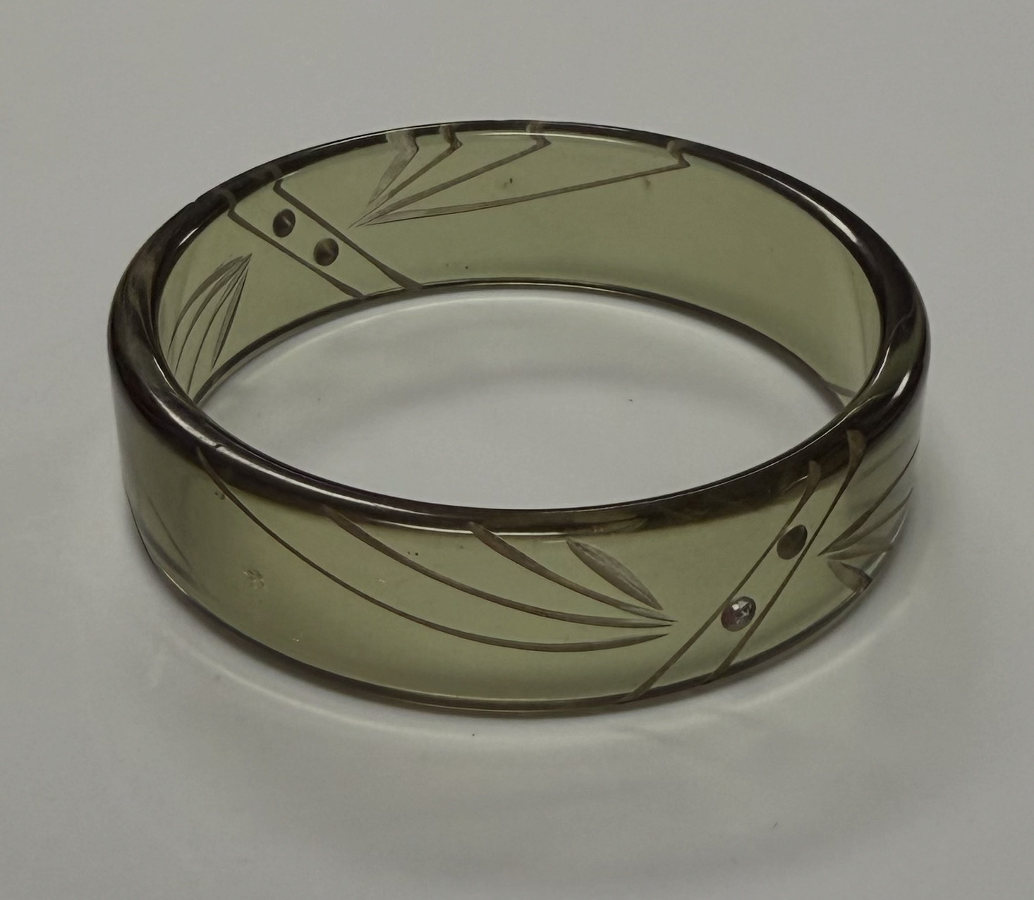 Vintage Mid Century Olive Green Lucite Acrylic Wide Bangle Bracelet Floral Etch