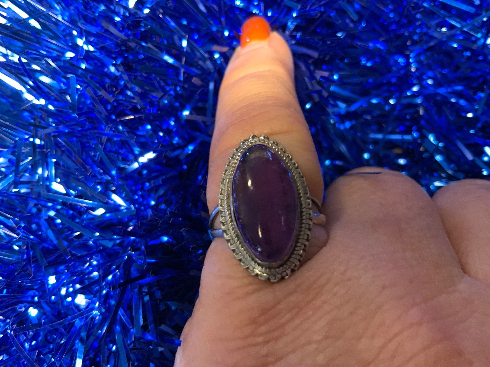 Vintage Amethyst Ring size 6 Unkown brand in good conditon