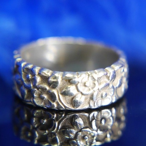 Forget Me Not Flower 0.925 STERLING SILVER Wedding Band vintage Ring size 5.5