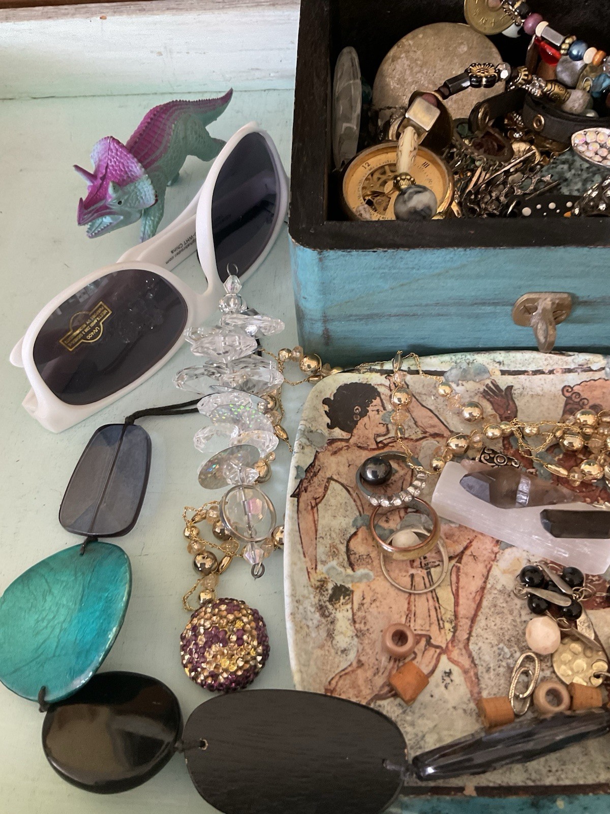 Vintage to modern Jewelry junk drawer Lot Harvest scrap wear repair Fun pieces!