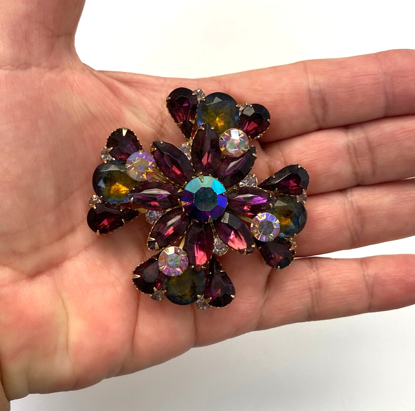 Vintage Purple-Aurora Borealis Crystal Large FLOWER Pin-Brooch-30g-Beautiful!!