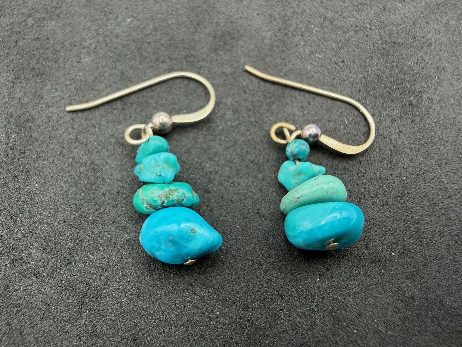 2.15g Vintage Sterling Silver 925 Drop Dangle Earrings Blue Nugget Beads M