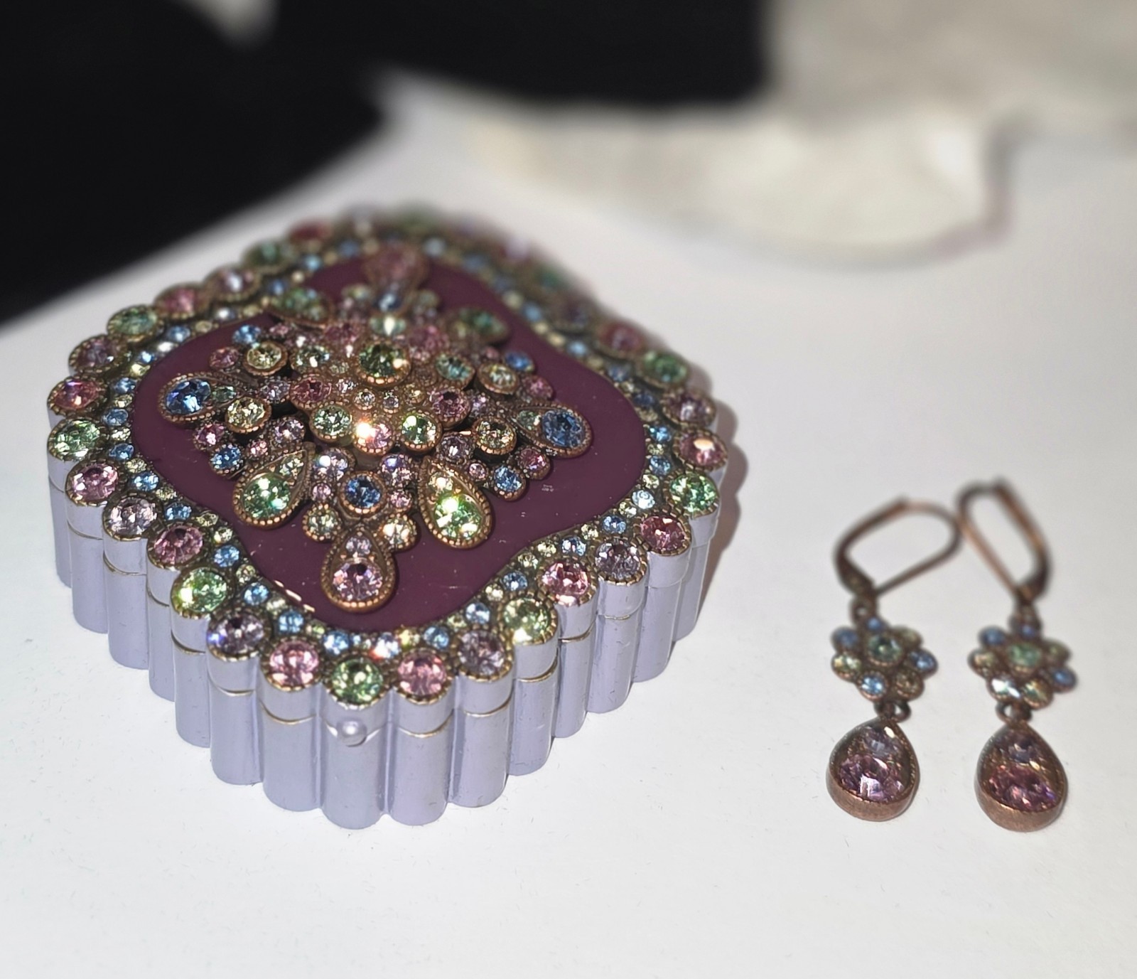 joan rivers jeweled secrets keepsake box Treasured Reverie brooch earrings pin