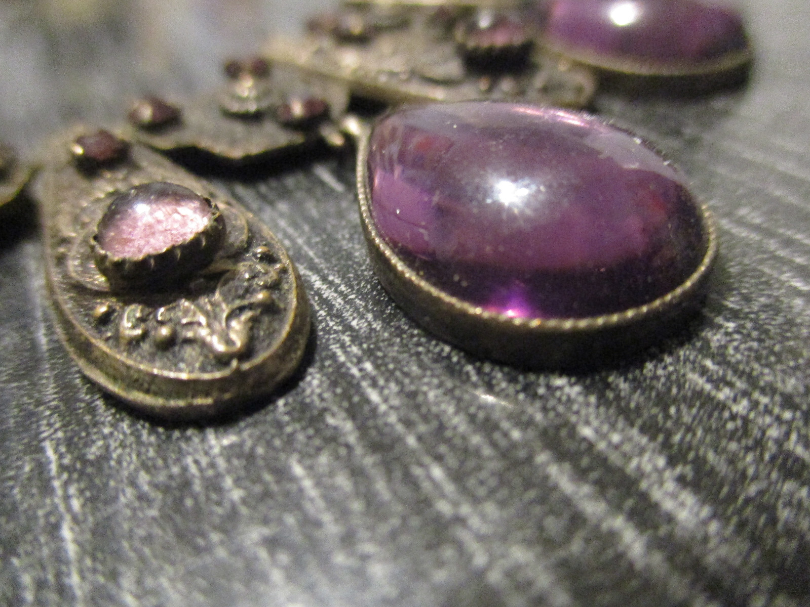 Fine Antique Deco Made in France Purple Glass Rhinestone Choker Drop Necklace!