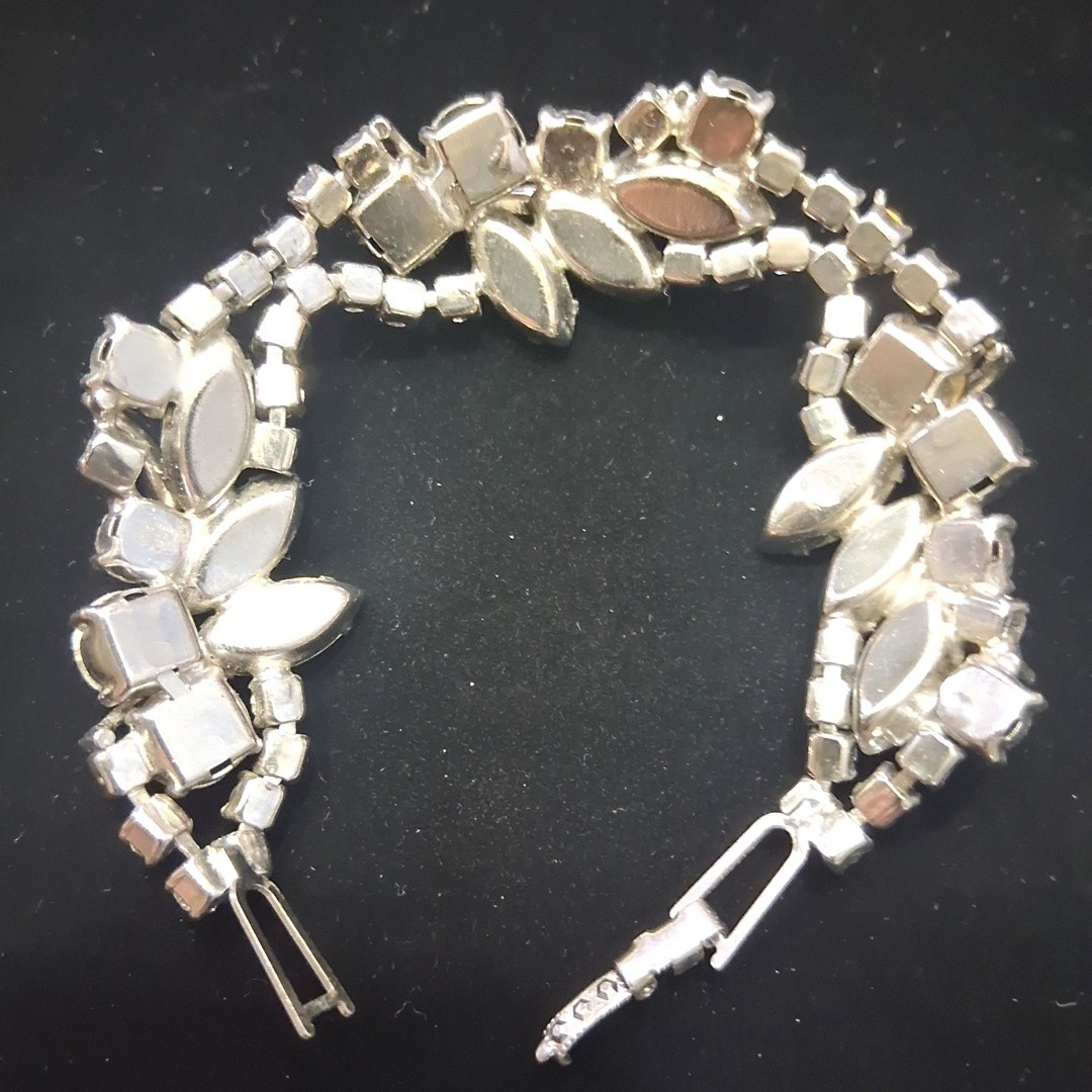 Vtg Rhinestone Silver Tone Bracelet~Intricate Design Old Fashion Glam Rare