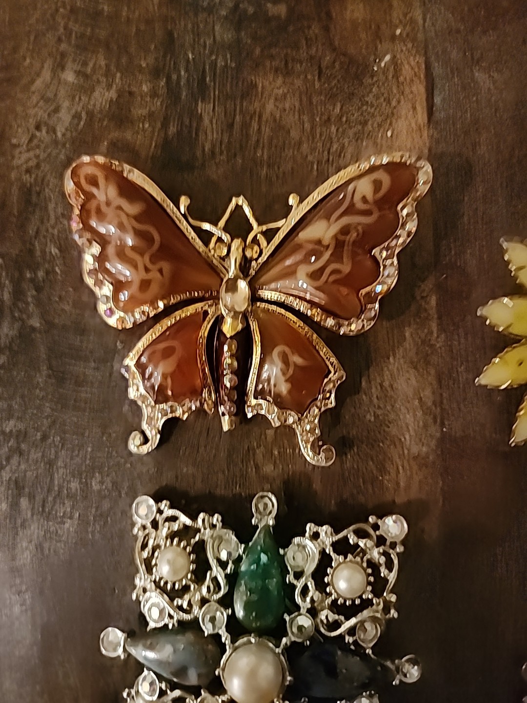 Brooch Lot Of 13 See Pictures