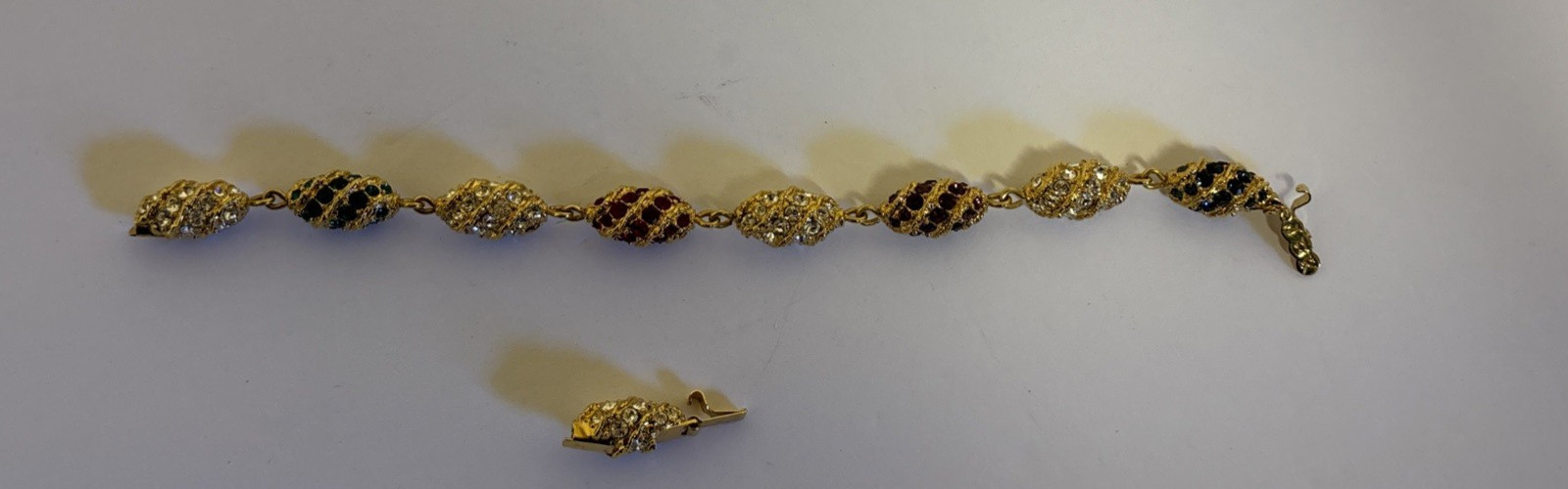 Camrose Kross Reproduction Jacqueline Bouvier Kennedy Gold Tone Bracelet Sparkle