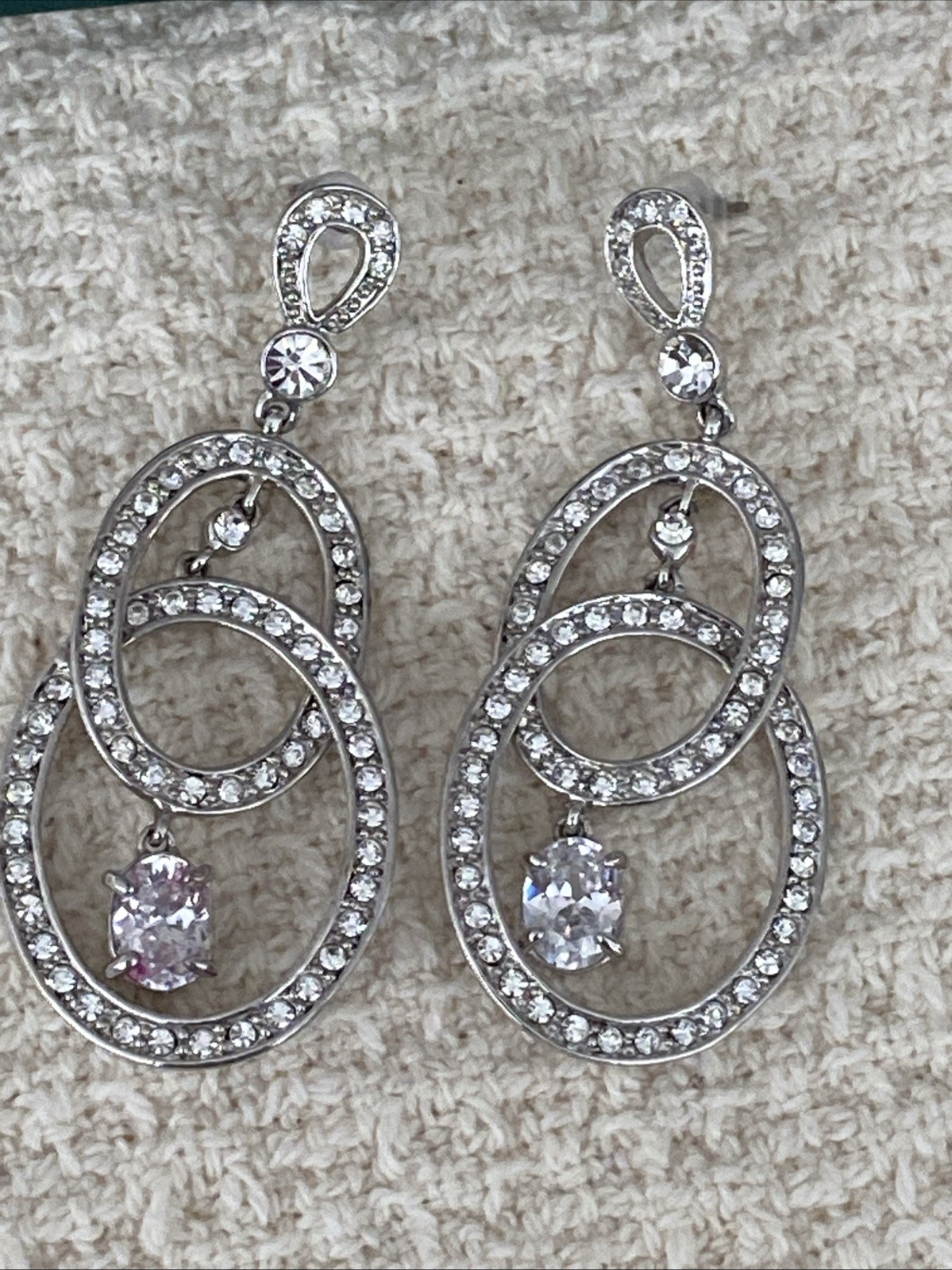 Vintage Nolan Miller Glamour Rhinestone Dangle Pierced Earrings 2 1/4”