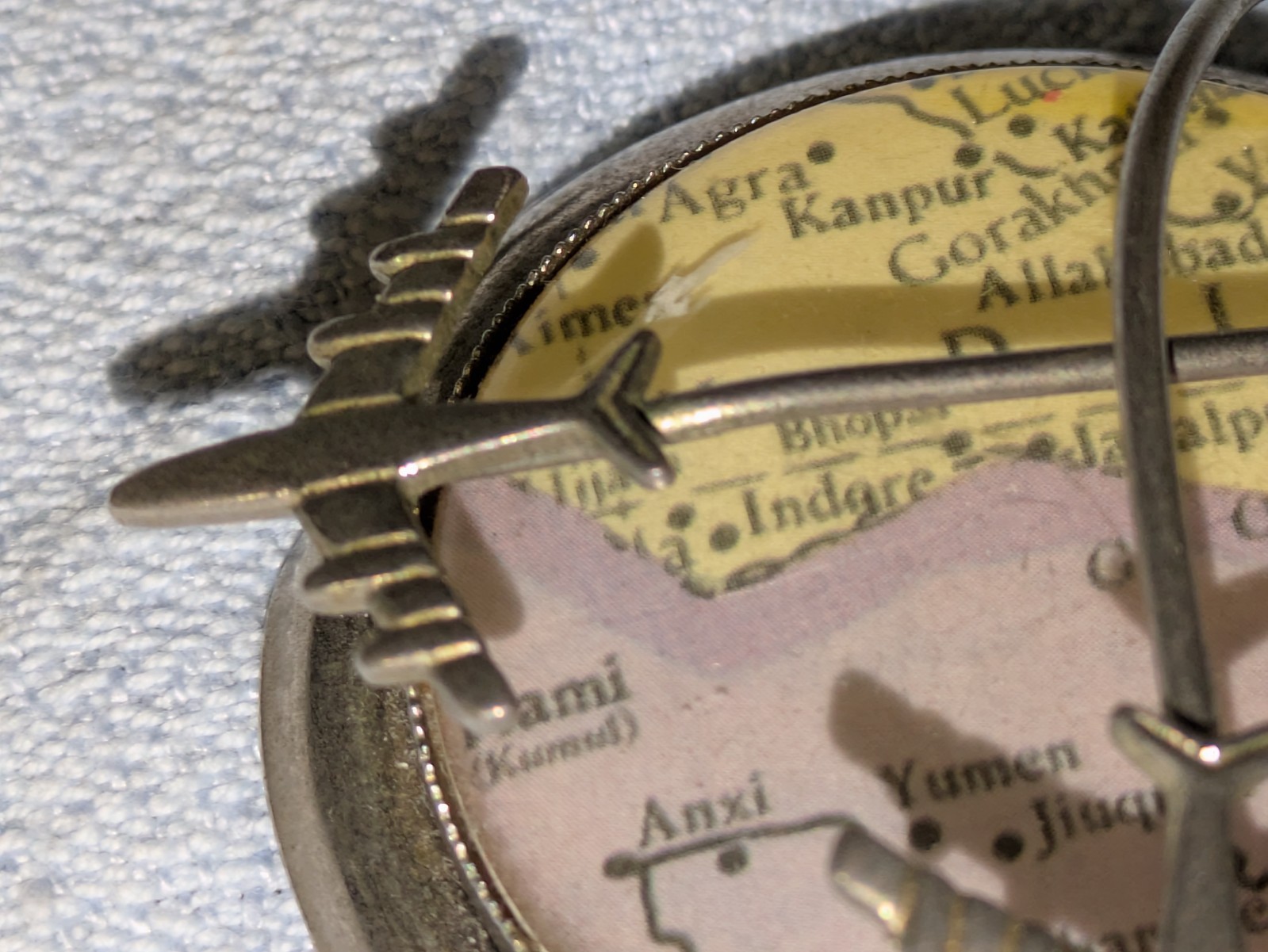 VINTAGE METAL TRAVEL BROOCH PIN JET PLANE AIRPLANES FLYING MAP ASIA INDIA CHINA