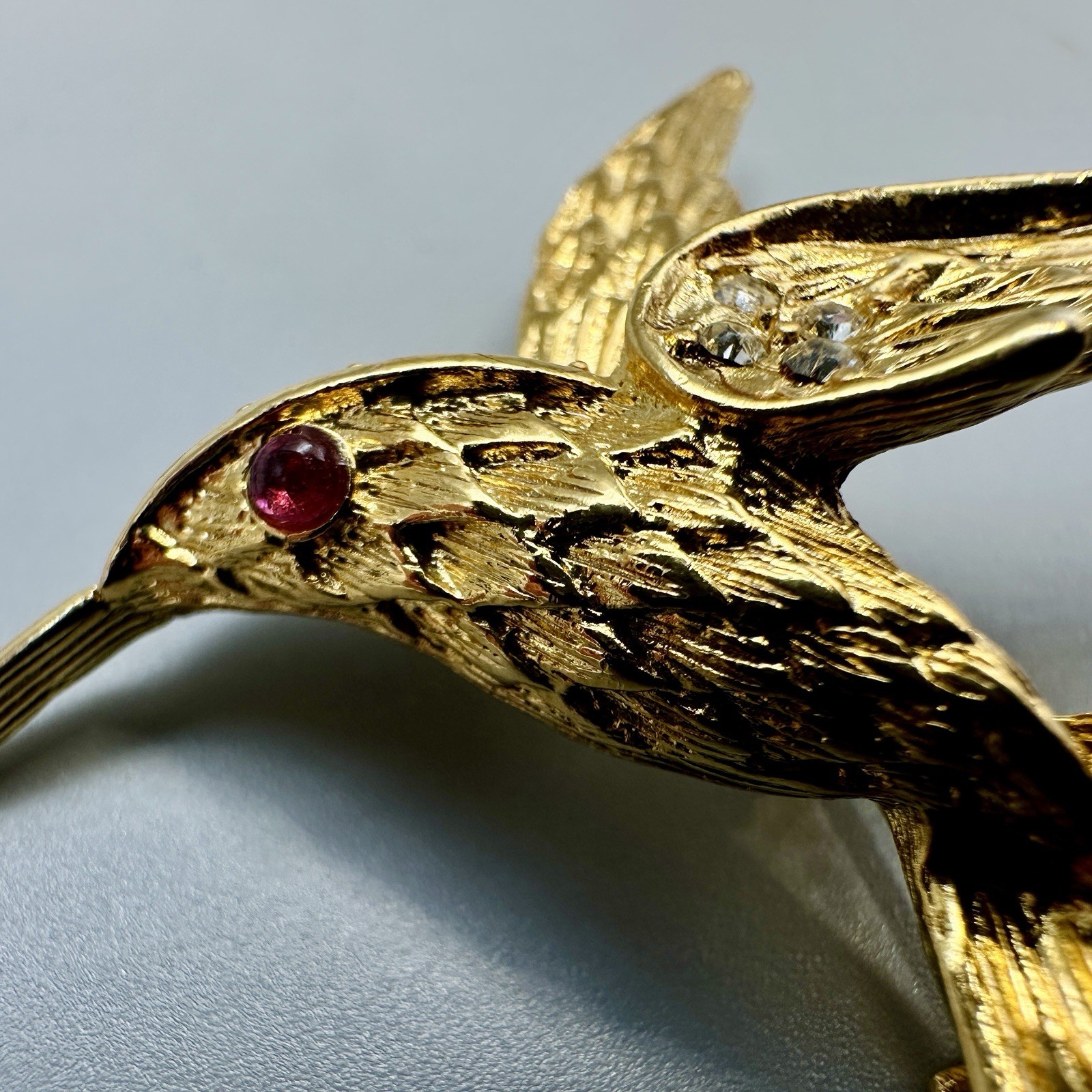 Vintage Hummingbird In Flight Brooch Pin Gold Tone Clear Rhinestones Red Eye 3D