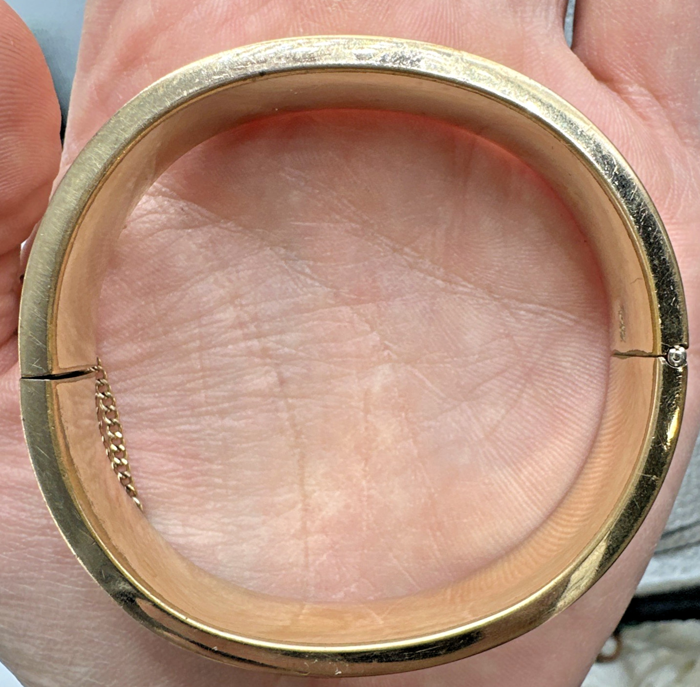 Vintage B.A. Ballou 1/20 12K Gold Filled Cuff Hinged Bracelet 22.3g, 12mm Sz 6.5