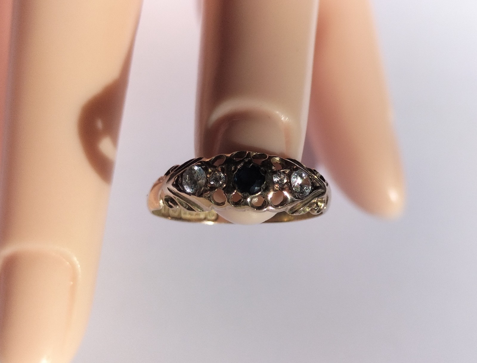 Antique 1910 Handmade Gold Ring w/ Blue Sapphire and 4x Zircons Q (18.19mm) 1.8g
