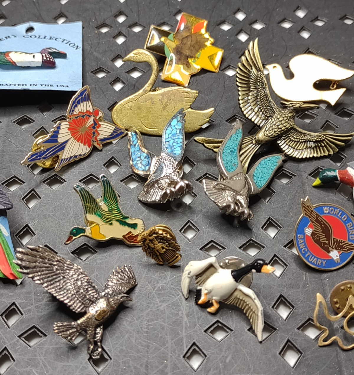 Lot Of Bird Themed Pins Bird Pin Lot MDTAR