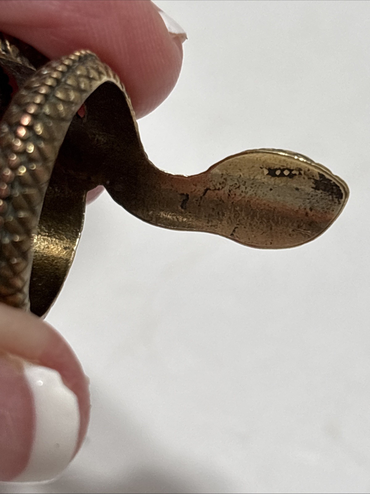VINTAGE BRASS ORANGE CRYSTAL SNAKE RING SIZE 8
