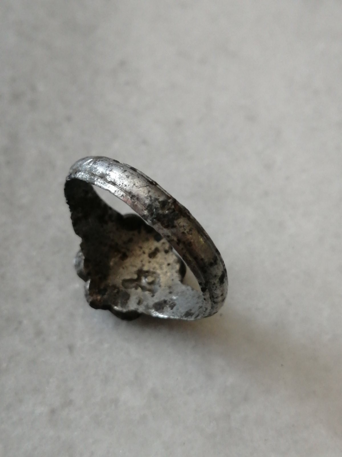 Rare Pre Georgian Alloy Silver, Zinc Ring, With Crystal Stones, US-10,5
