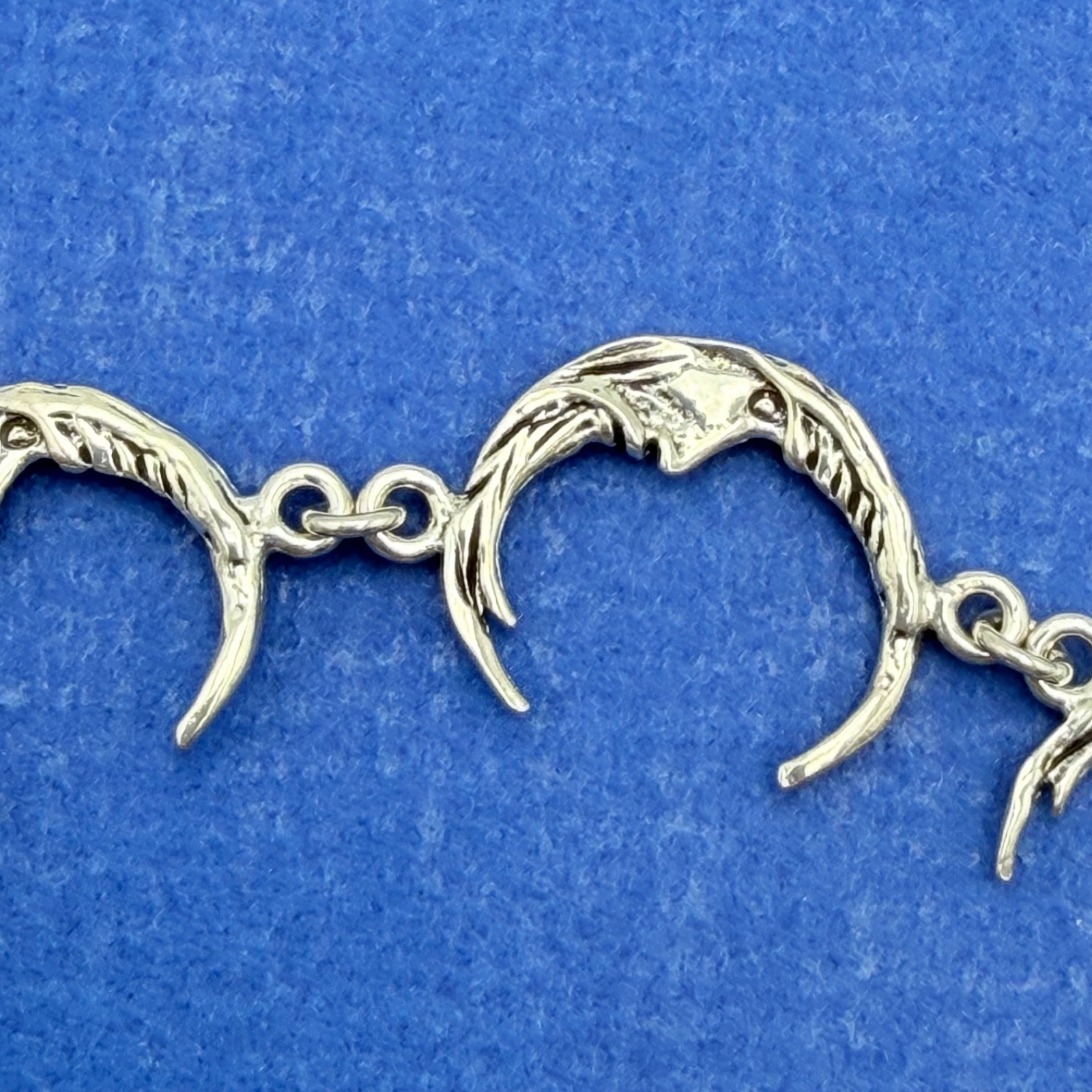 Vintage Sterling Silver 925 Crescent Moon Chain Bracelet Size 7″ New Old Stock
