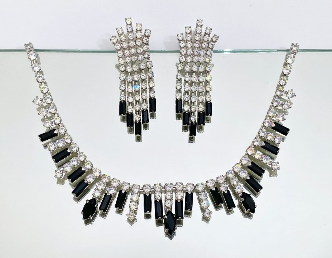 1950s Vintage Crystal & Jet Black Rhinestones Necklace & Dangling Clip Earrings