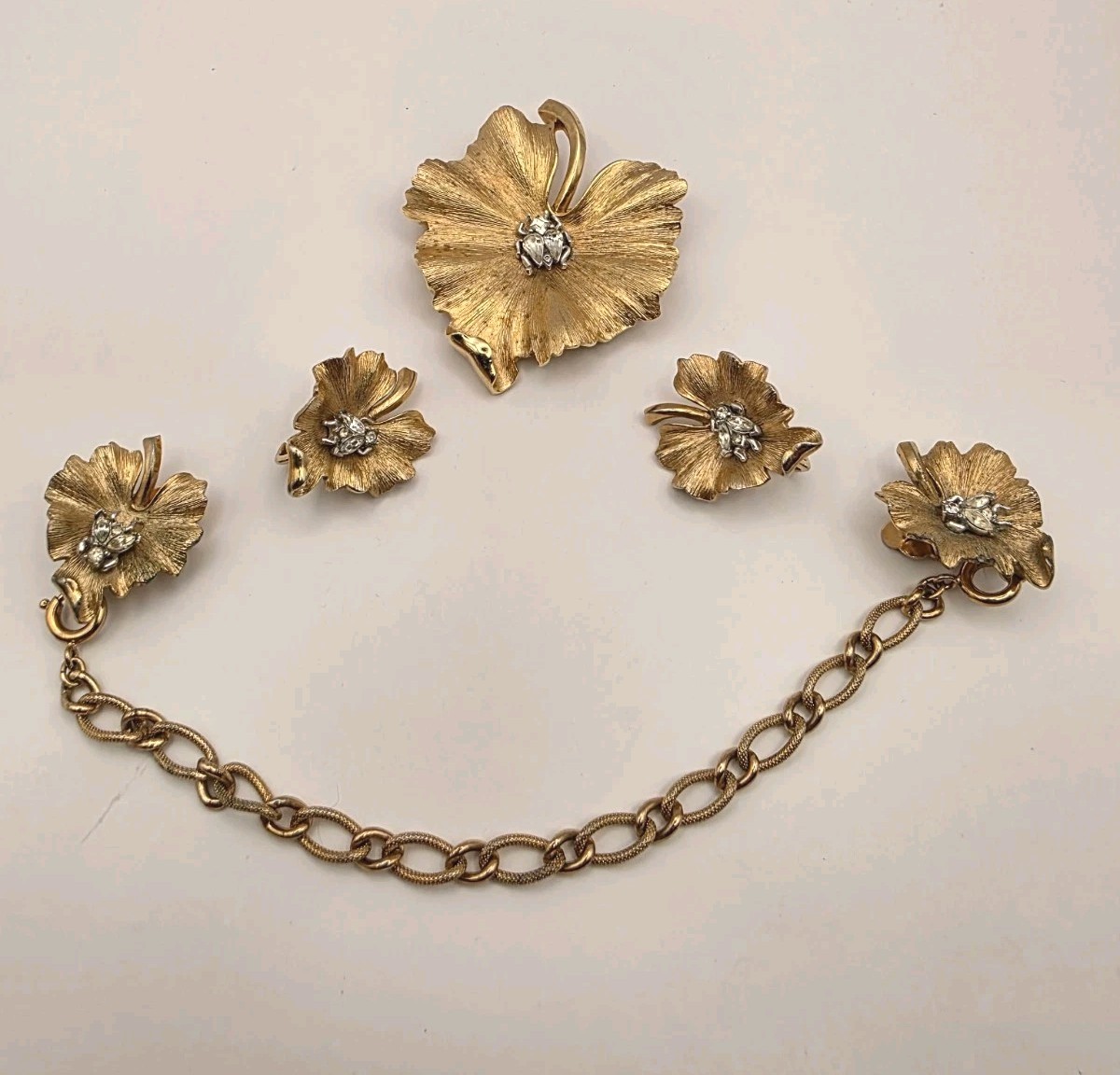 Vintage Signed Trifari Crystal Bugs On Goldtone Leaf Brooch/Earrings/Sweaterclip