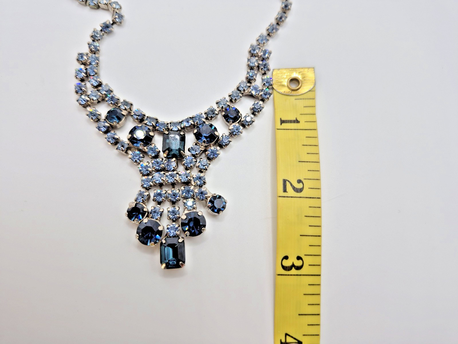 Vintage 1950s Necklace Choker Dark and Light Blue Rhinestones Prong Set 15″