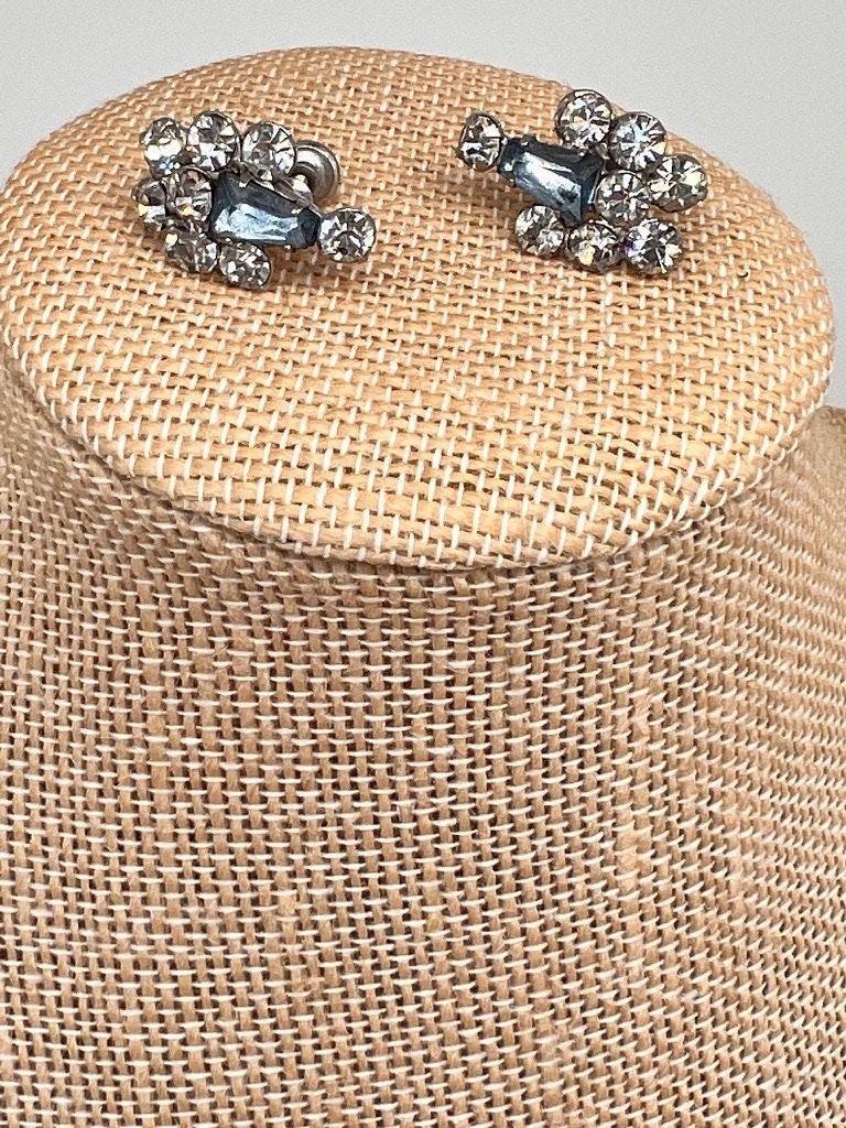 Pale Blue Crystal Screw Back Earrings: Vintage Rhinestone Jewelry .75″