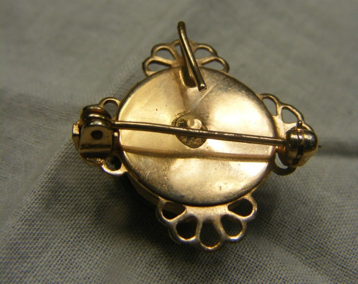 Vintage Victorian Era Style 1″ Pendant Pin Black Cut Stone Seed Faux Pearl