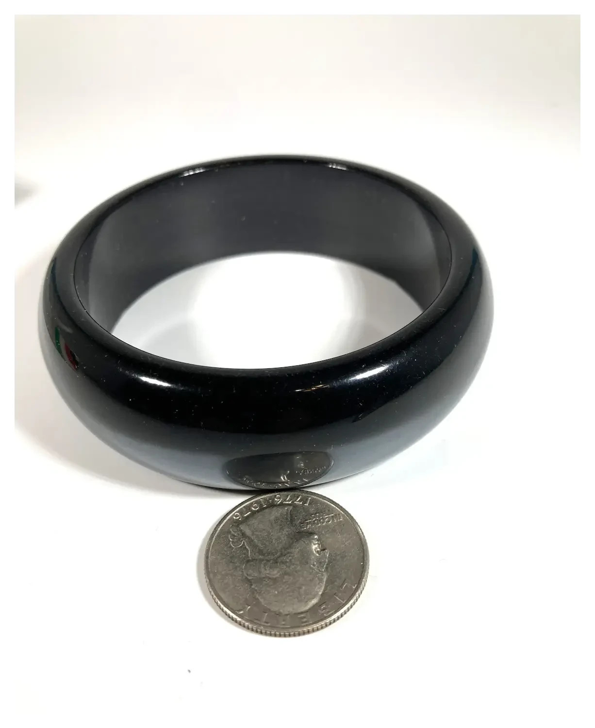 Avon Luminesque Moonglow Lucite Pearly Dark Charcoal Grey Bangle MIB 1977