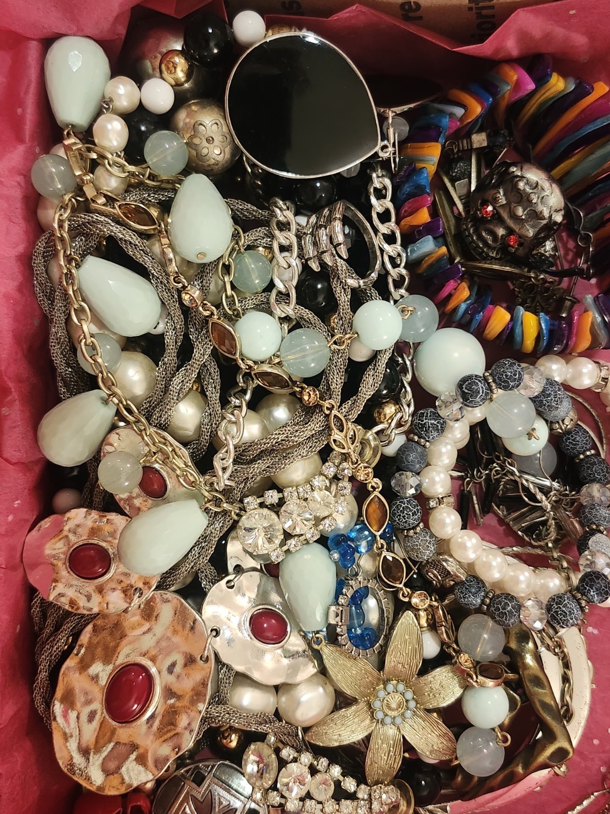 Vintage To now jewelry lot # 115