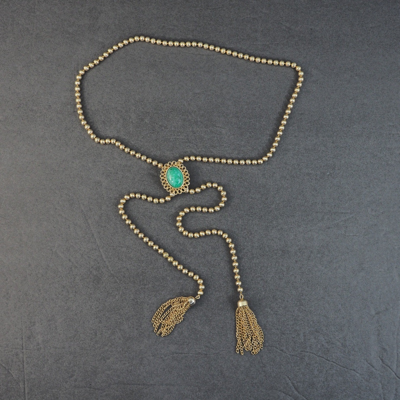 Avon Ming Green Necklace Gold Tone Adjustable Lariat Tassel Cabochon Vintage MCM