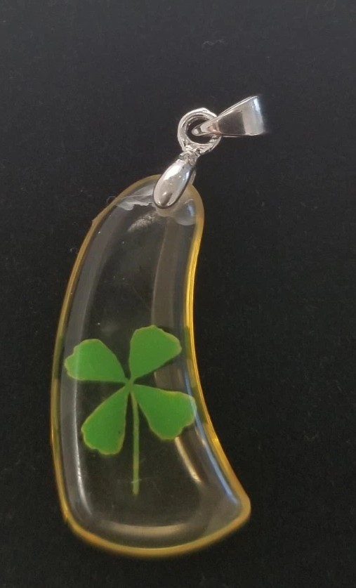 Lucite 4 Leaf Lucky Clover Charm Pendant Lightweight 18K Gold Plate Bale Vintage
