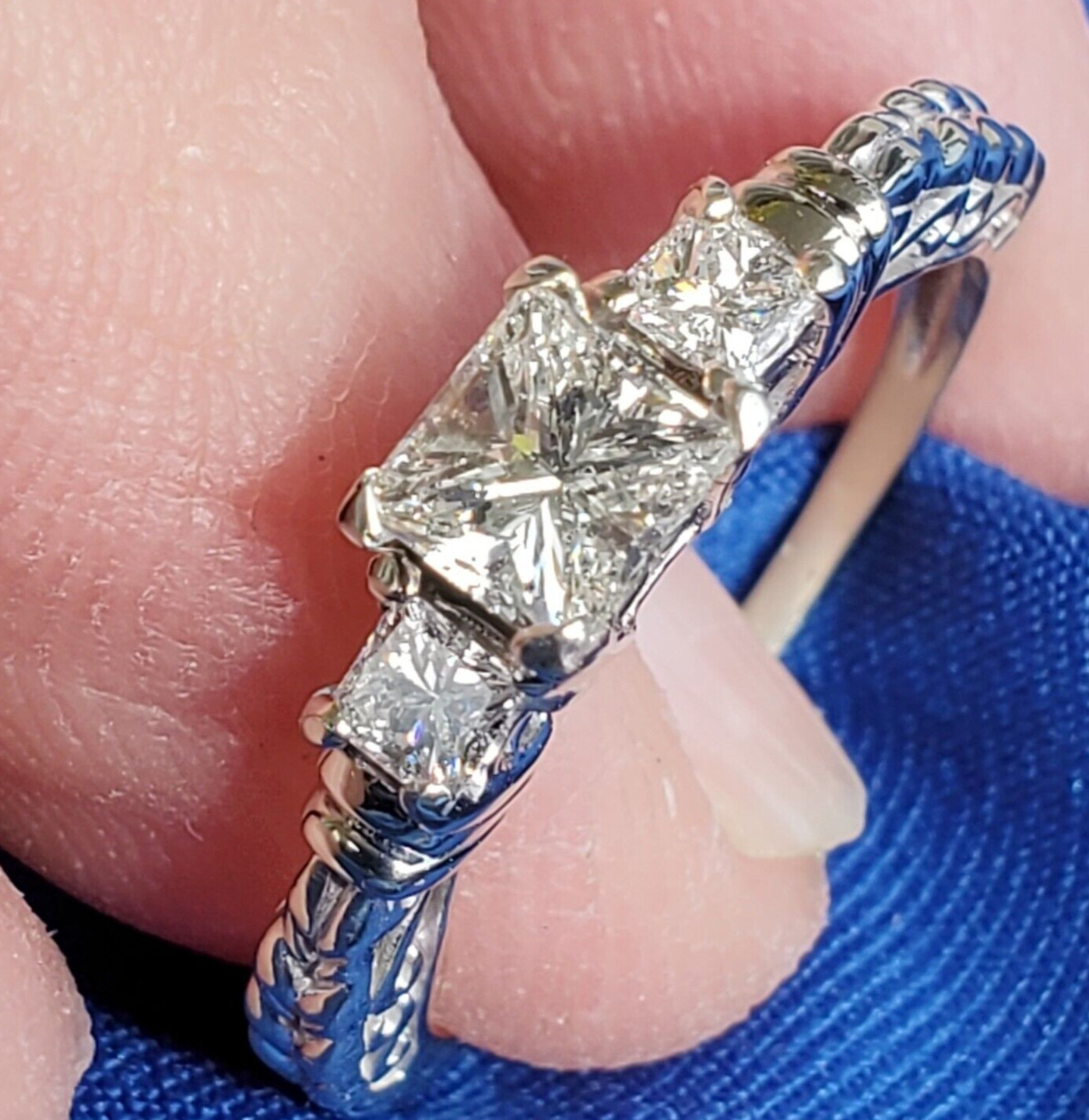 Original EARTH MINED DIAMOND Princess Engagement Ring 3 Stone Solitaire 14K GOLD