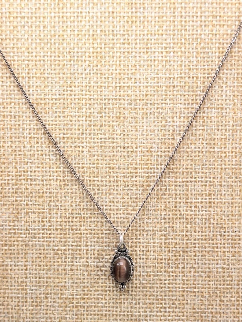 Dainty Vintage Sterling Silver 925 Tiger’s Eye Pendant Necklace