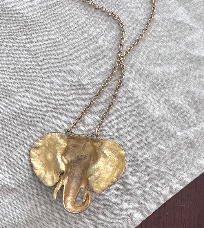 Vintage Signed Napier Large Gold Elephant Head Pendant Chain Link 24” Necklace